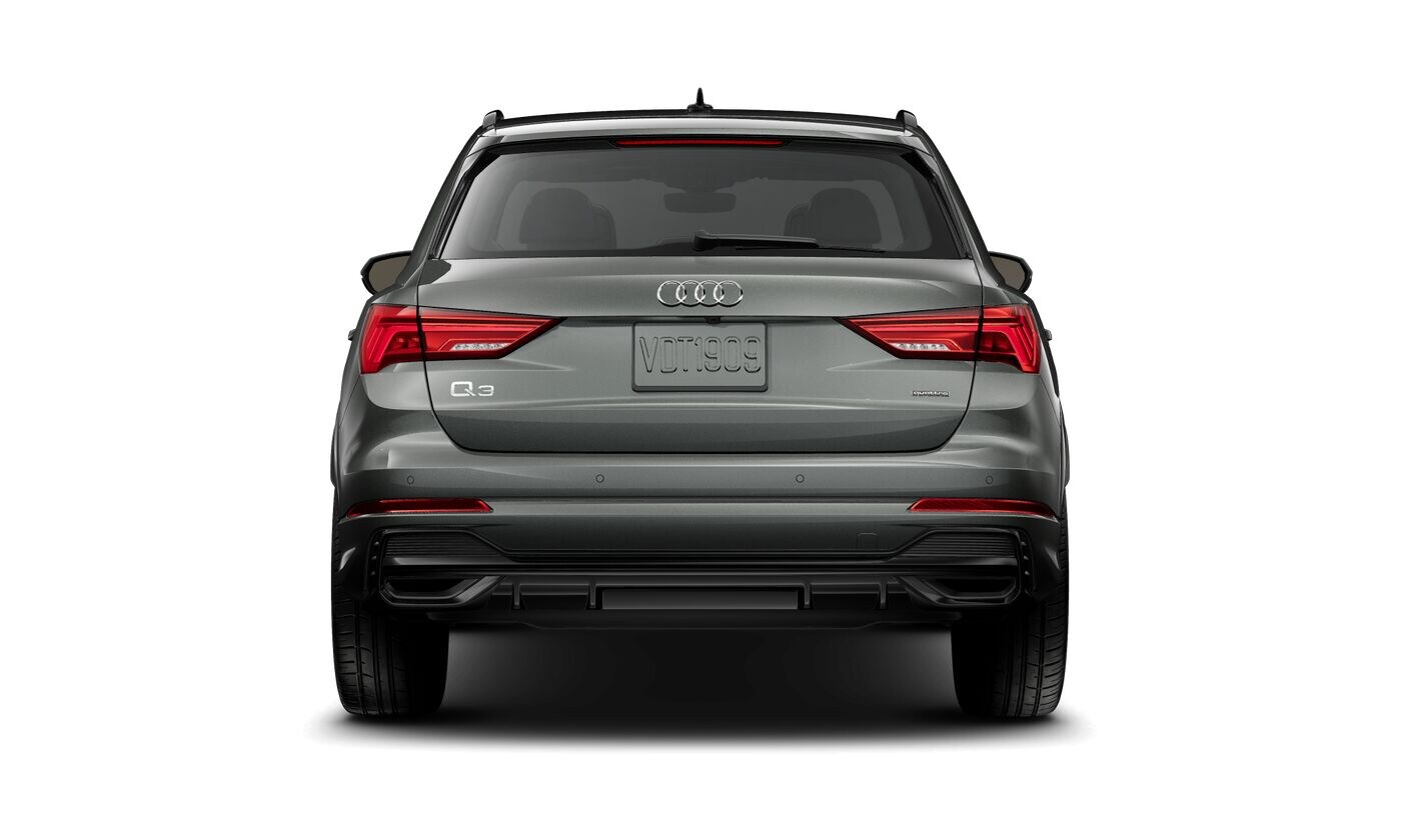 2025 Audi Q3 45 TFSI S line Premium photo 4