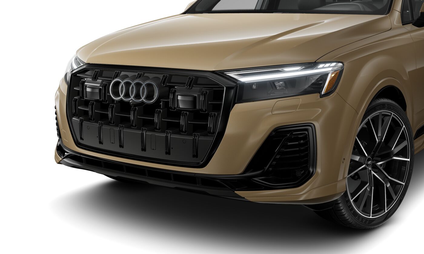 2025 Audi Q7 55 Premium Plus photo 2