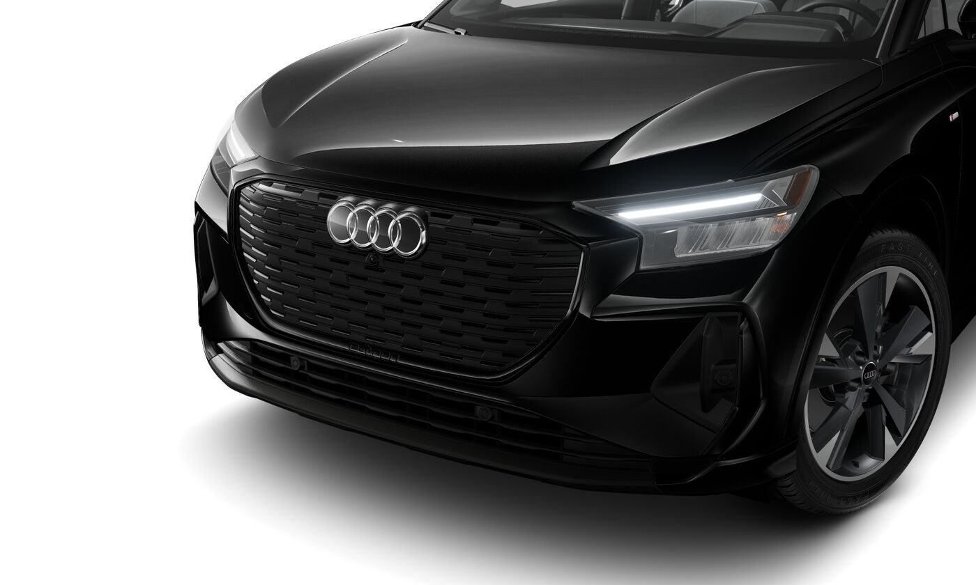 2025 Audi Q4 55 E-tron Premium Plus photo 2