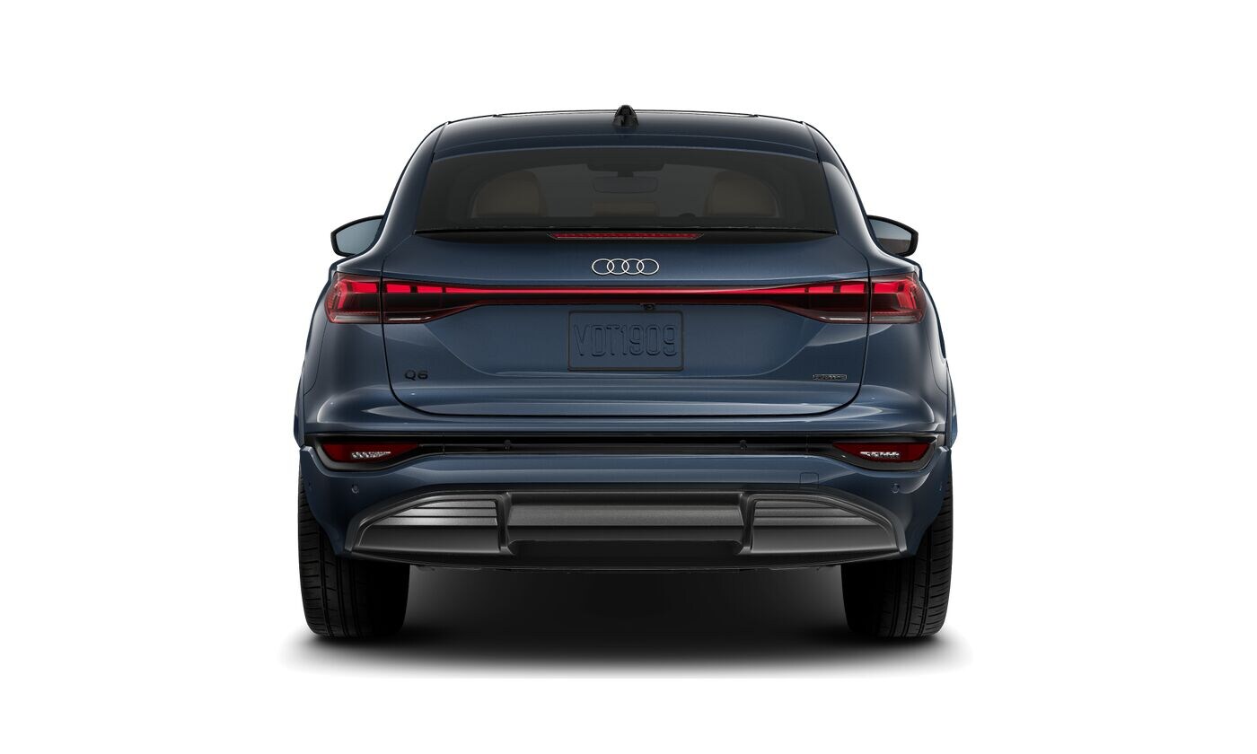 2025 Audi Q6 E-tron Prestige photo 3