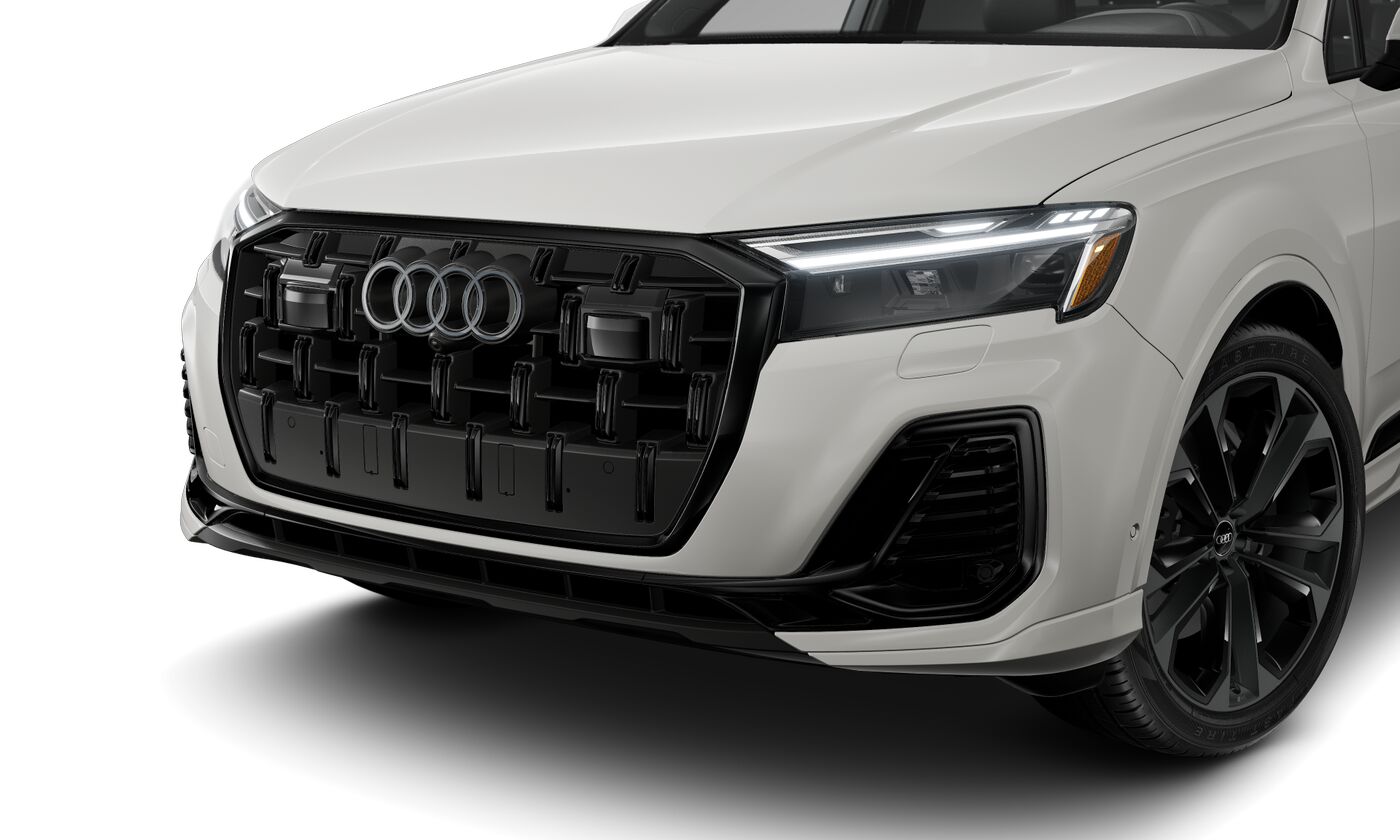 2025 Audi Q7 55 Premium Plus photo 2