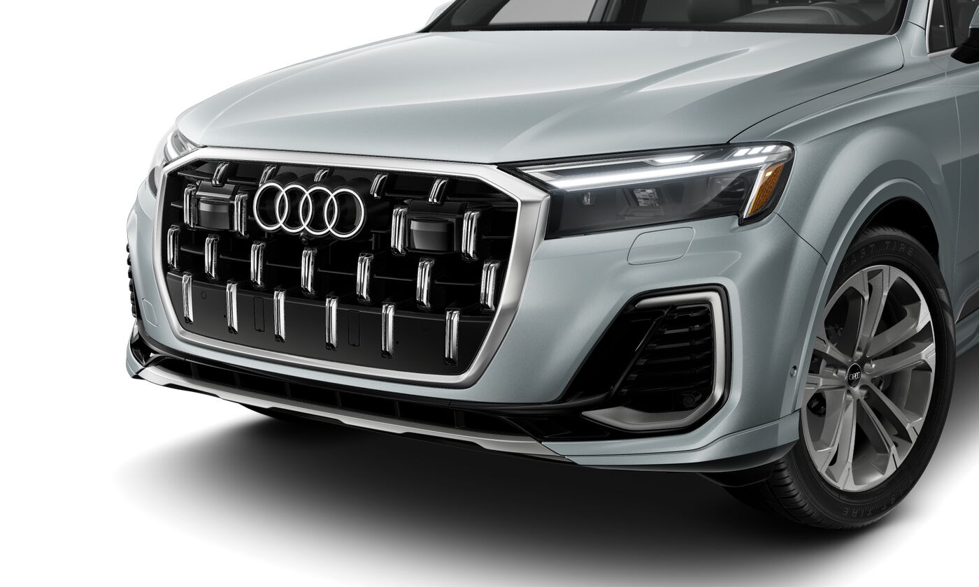 2025 Audi Q7 55 Premium Plus photo 2