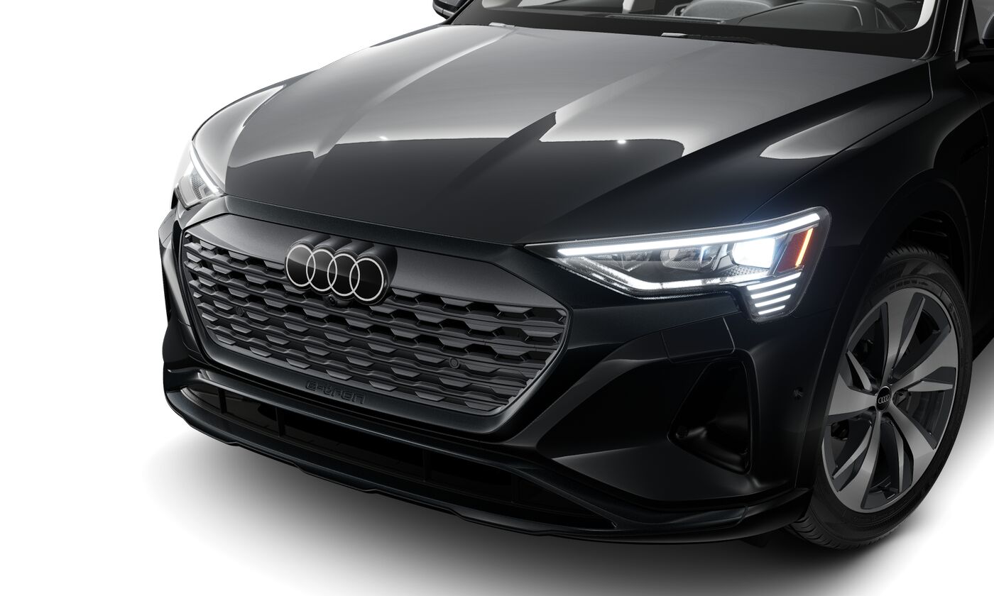 2024 Audi Q8 E-tron Premium Plus photo 2