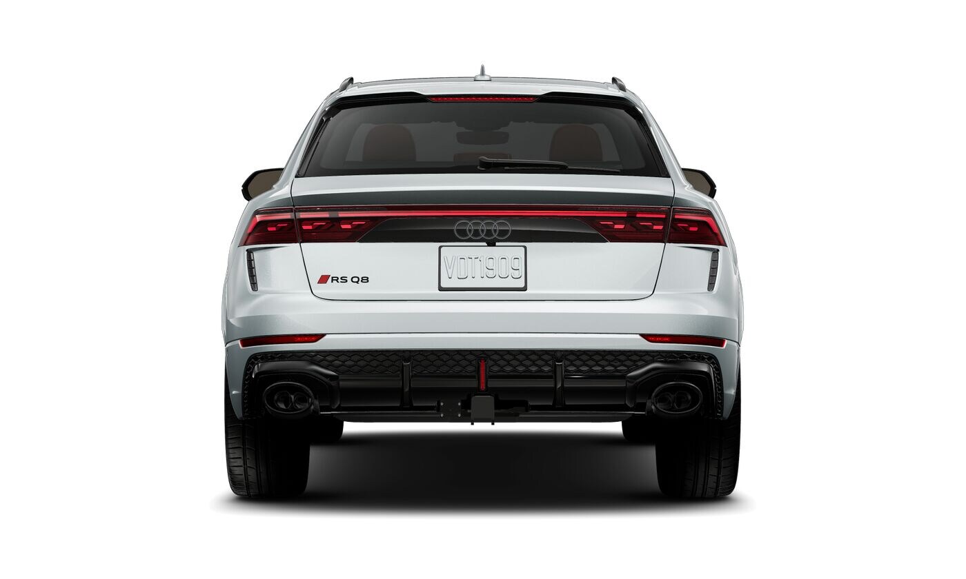 2025 Audi RS Q8 photo 3