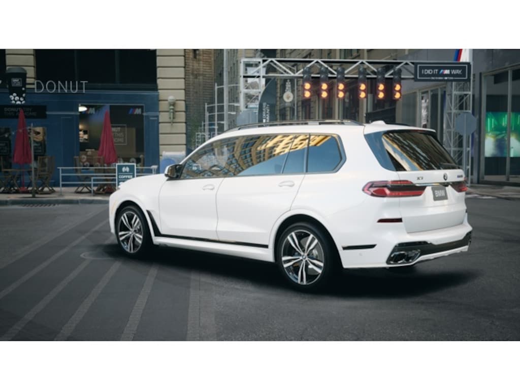 New 2027 BMW X7 M60i SUV