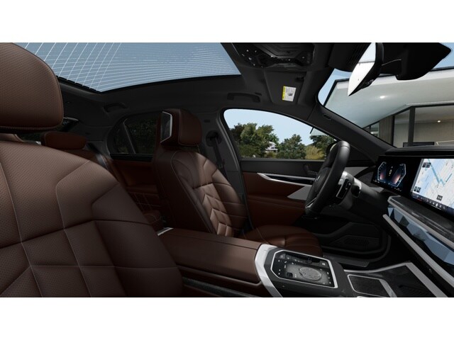 2025 BMW 7 Series 760i - Photo 37