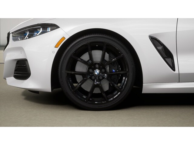 2026 BMW 8 Series 840i - Photo 24