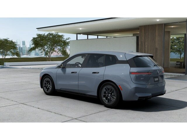 2026 Bmw iX photo 2