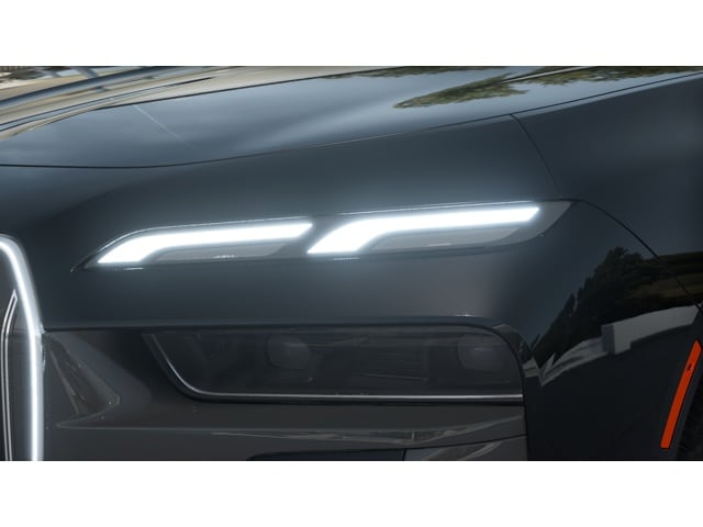 2025 BMW 7 Series 760i - Photo 39