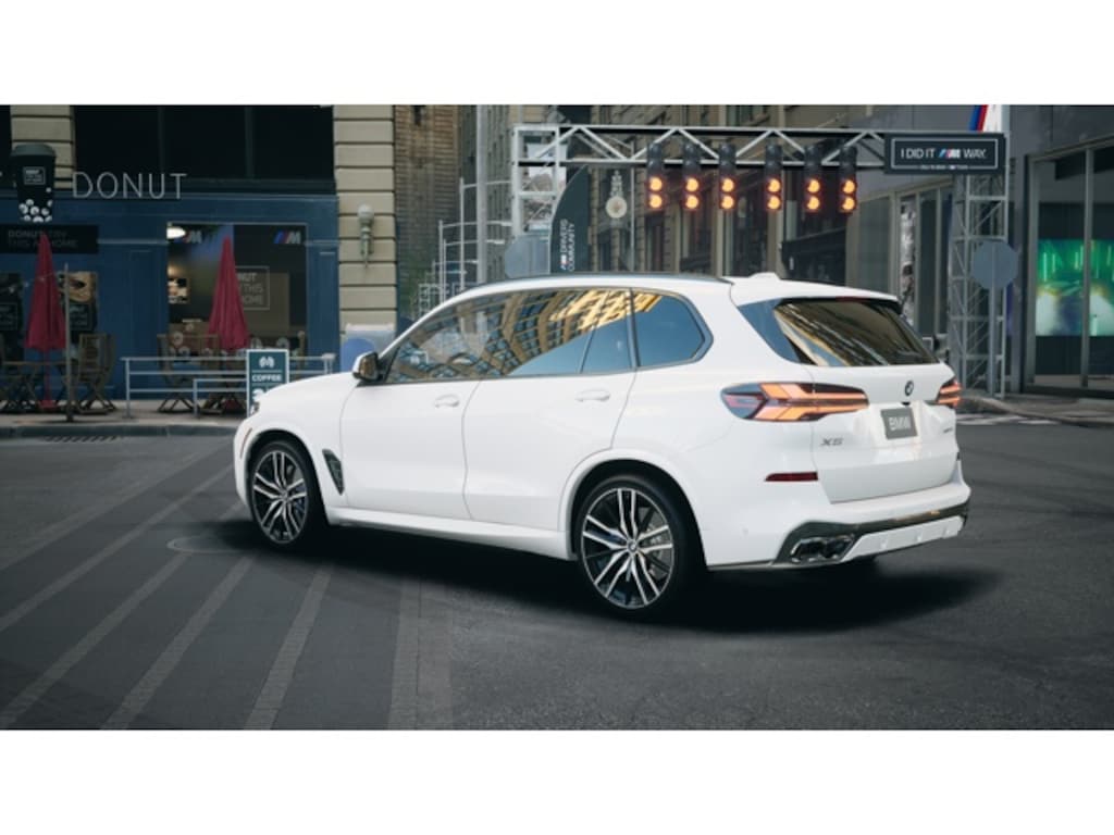New 2026 BMW X5 xDrive40i SUV