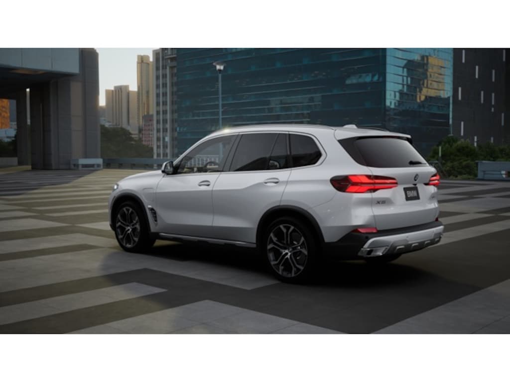 New 2026 BMW X5 PHEV xDrive50e SUV