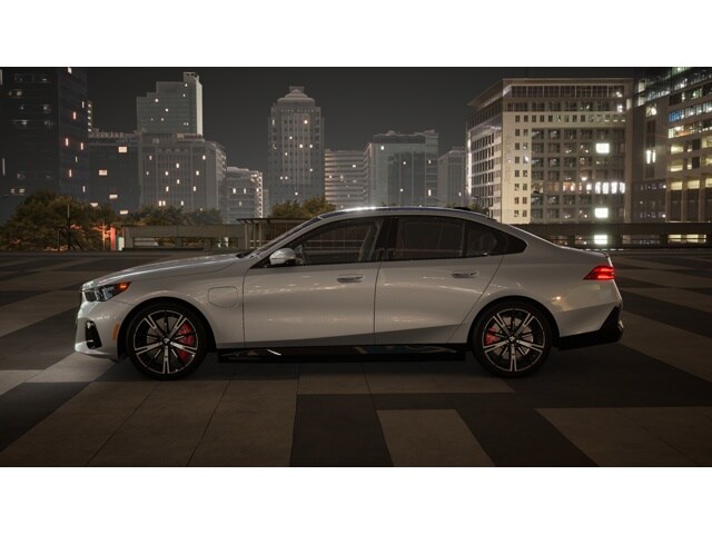 2026 Bmw 550e xDrive photo 4