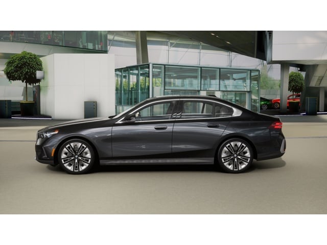 2026 BMW 5 Series 530i - Photo 31