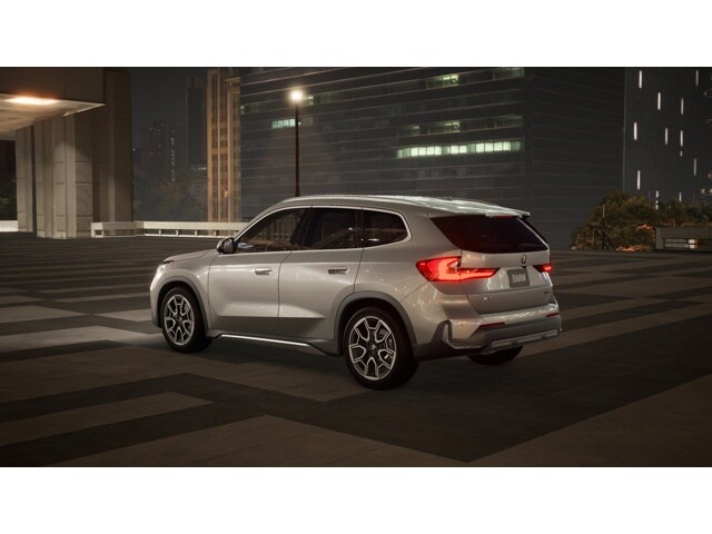 2026 Bmw X1 M35i photo 2