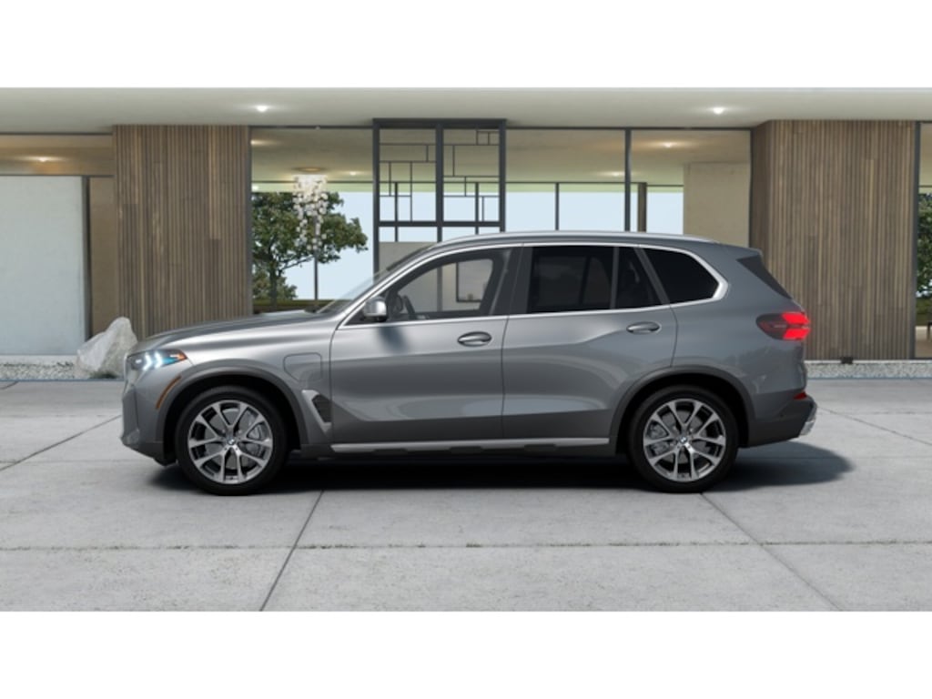 New 2026 BMW X5 PHEV SUV