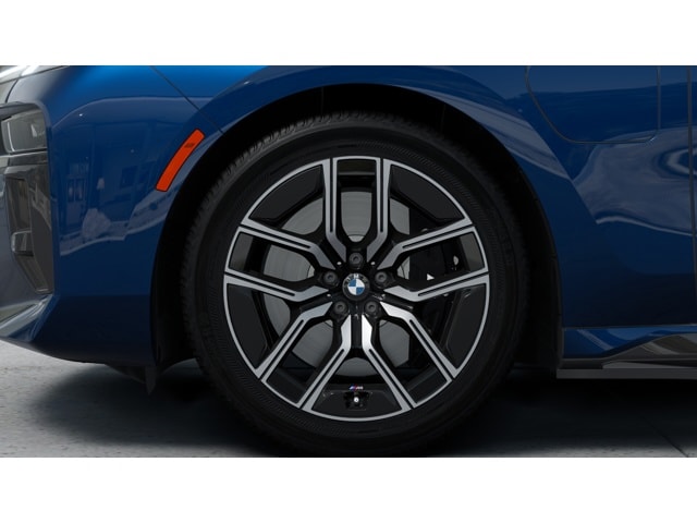 2026 BMW 7 Series 750e - Photo 27