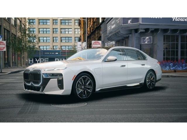 2026 BMW 7 Series 750e xDrive Sedan's photo