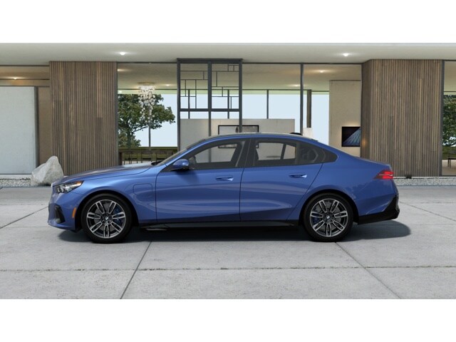 2026 Bmw 550e xDrive photo 4