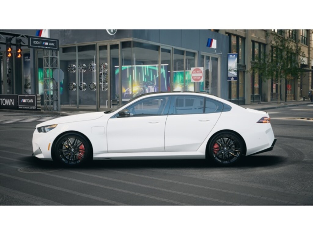 New 2026 BMW M5 Sedan