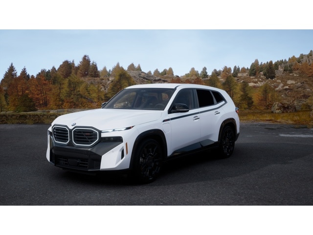 2026 BMW XM Base's photo