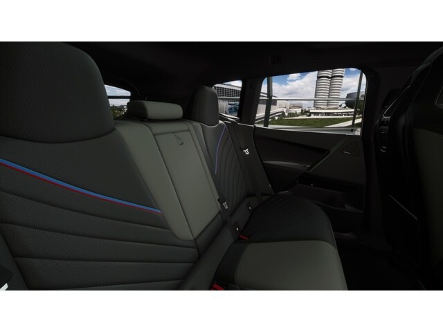 2026 BMW iX 45 - Photo 45