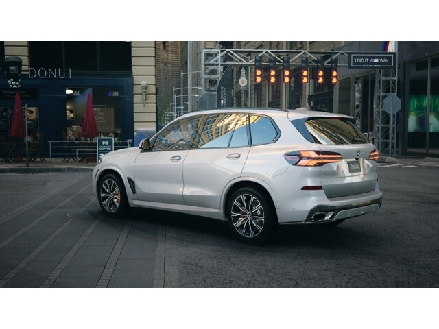 2026 Bmw X5 xDrive40i photo 2