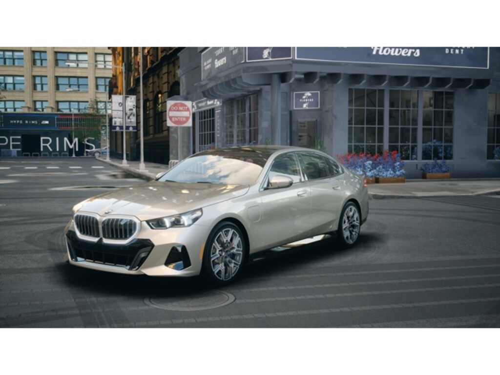 New 2026 BMW 550e xDrive Sedan