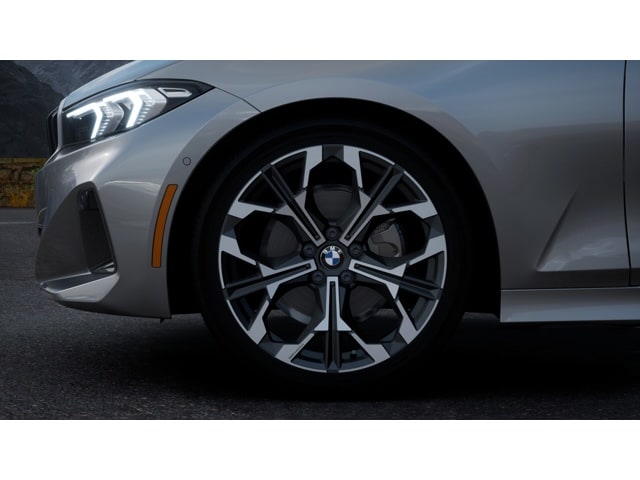 2026 BMW 3 Series 330i - Photo 7