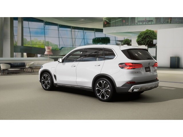 2026 Bmw X5 xDrive50e photo 2