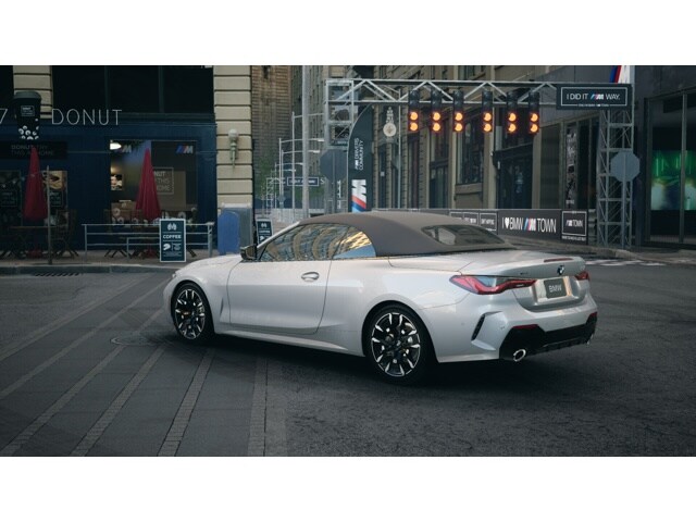2026 Bmw 430i Convertible photo 2
