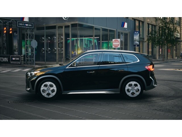 2025 Bmw X1 XDrive28i photo 2