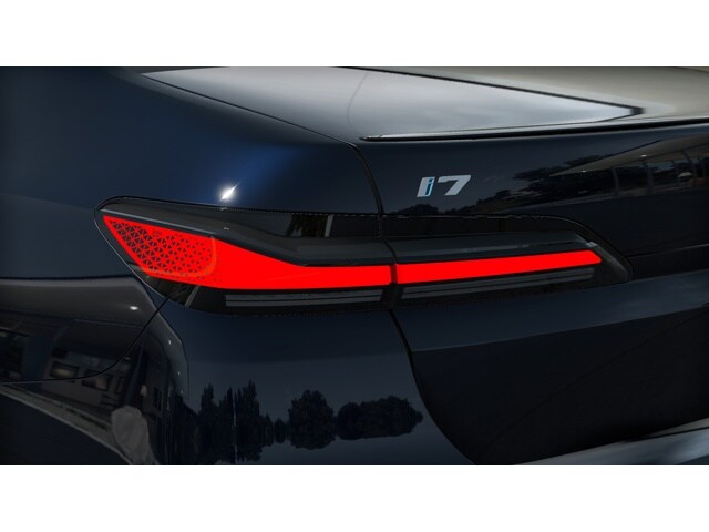 2025 BMW i7 50 - Photo 25