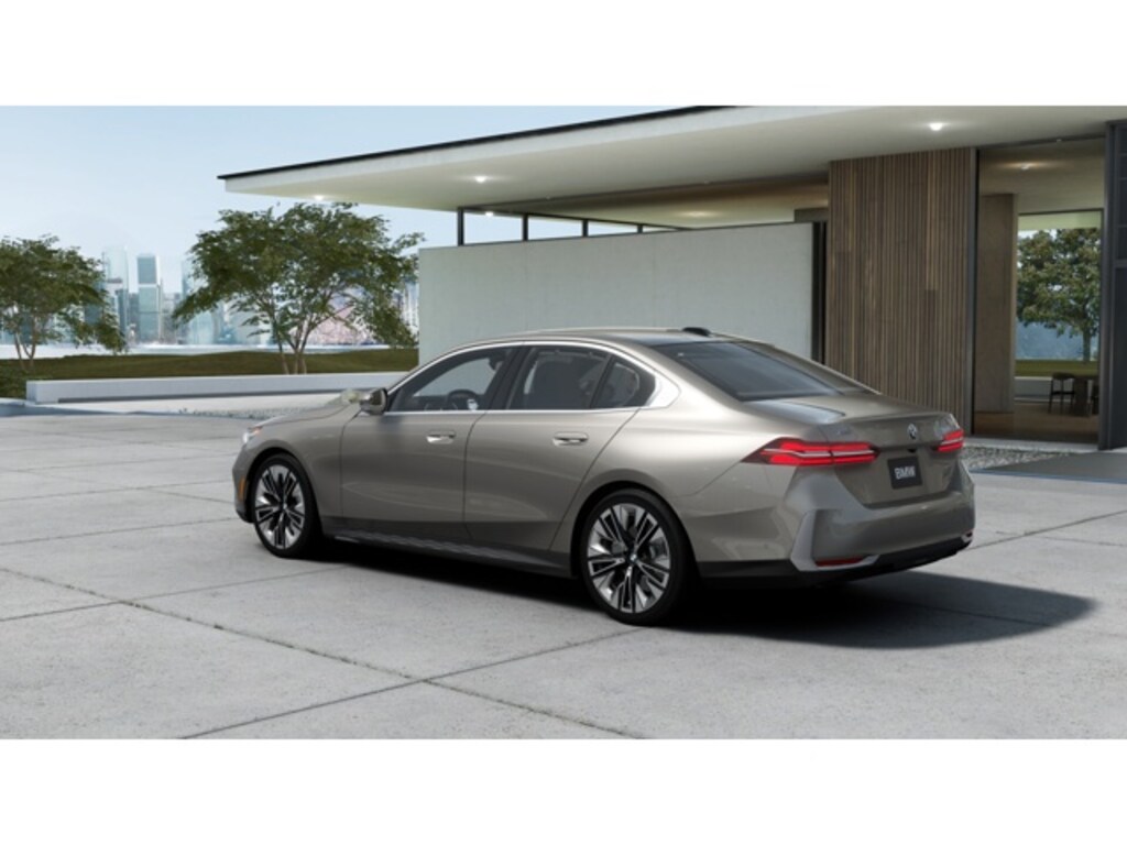New 2027 BMW 540i xDrive Sedan