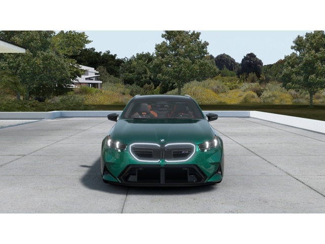 2027 BMW M5 Touring Base