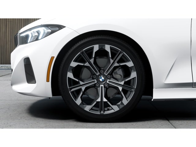 2025 BMW 3 Series 330i - Photo 39