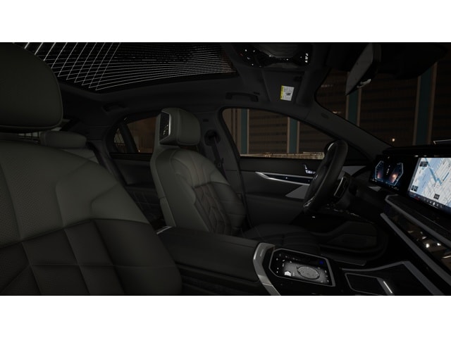 2025 BMW 7 Series 760i - Photo 9
