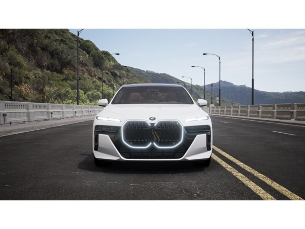 New 2026 BMW 740i xDrive Sedan