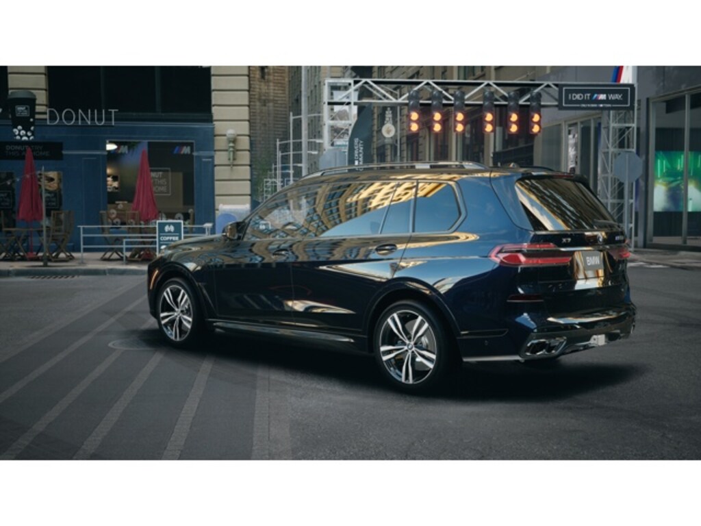 New 2026 BMW X7 M60i SUV