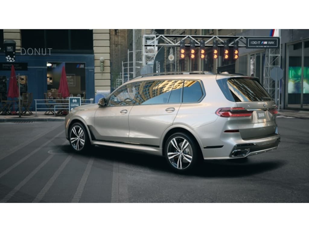 New 2027 BMW X7 xDrive40i SUV