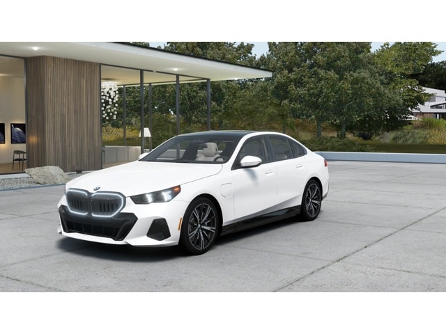 2027 BMW 5 Series 550e xDrive Sedan's photo