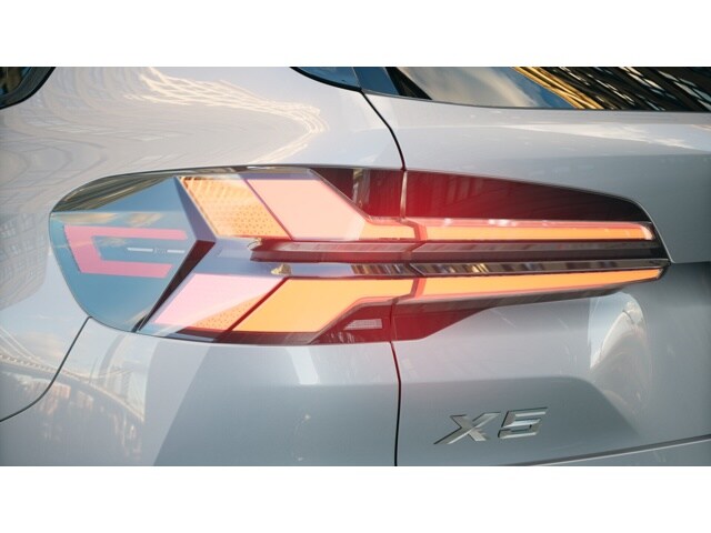 2026 BMW X5 50e - Photo 8