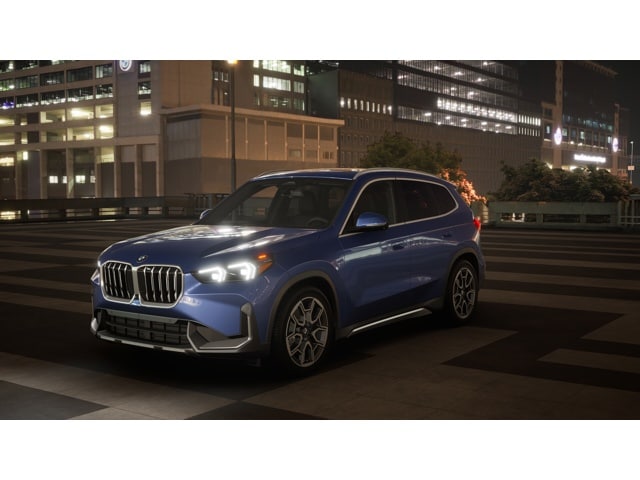 2025 BMW X1 28i's photo