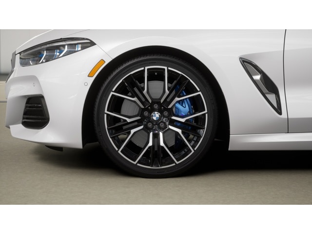 2026 BMW 8 Series 840i - Photo 22