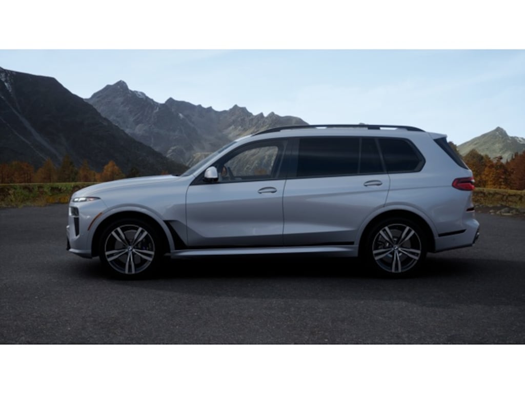 New 2026 BMW X7 M60i SUV