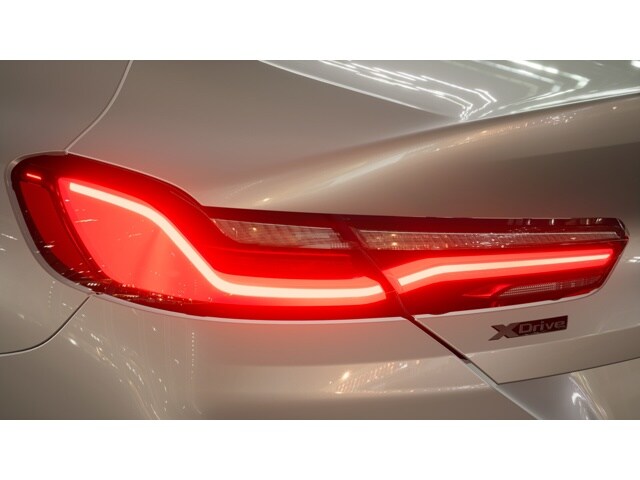 2026 BMW 8 Series M850i - Photo 51