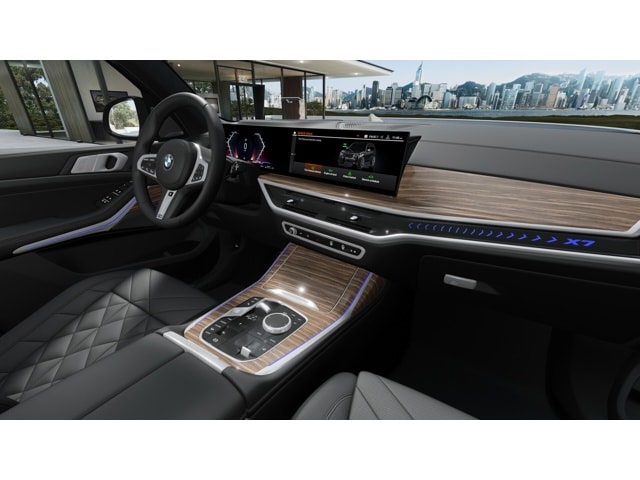 2027 BMW X7 40i | CarEdge | CarEdge