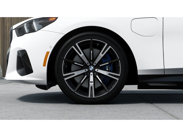 2026 Bmw 550e xDrive photo 7