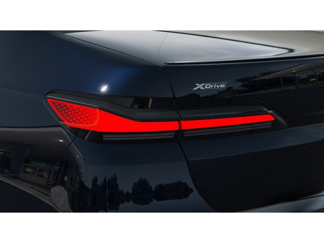 2025 BMW 7 Series 760i - Photo 25