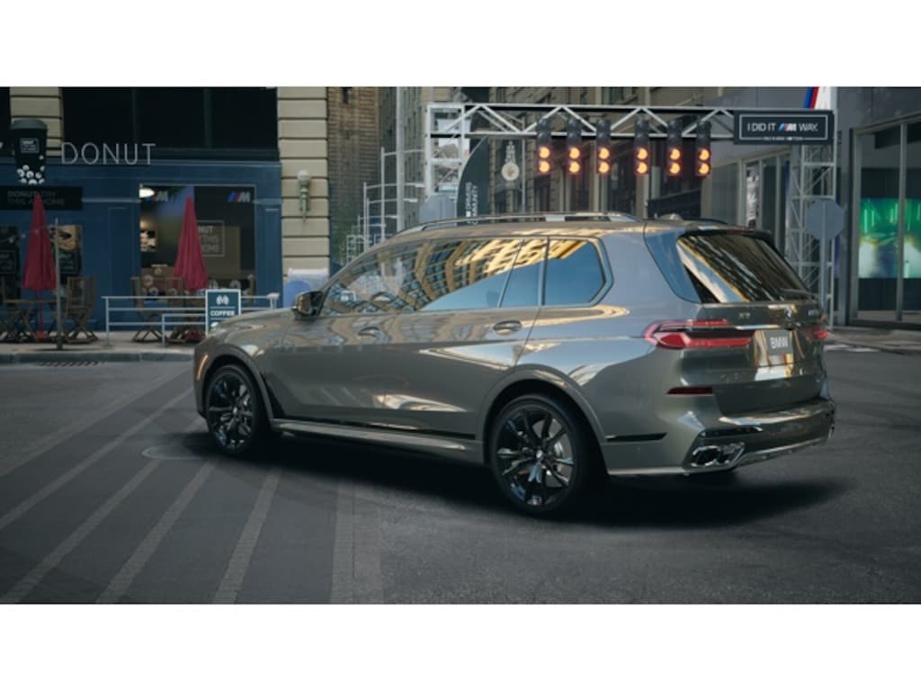 New 2027 BMW X7 M60i SUV