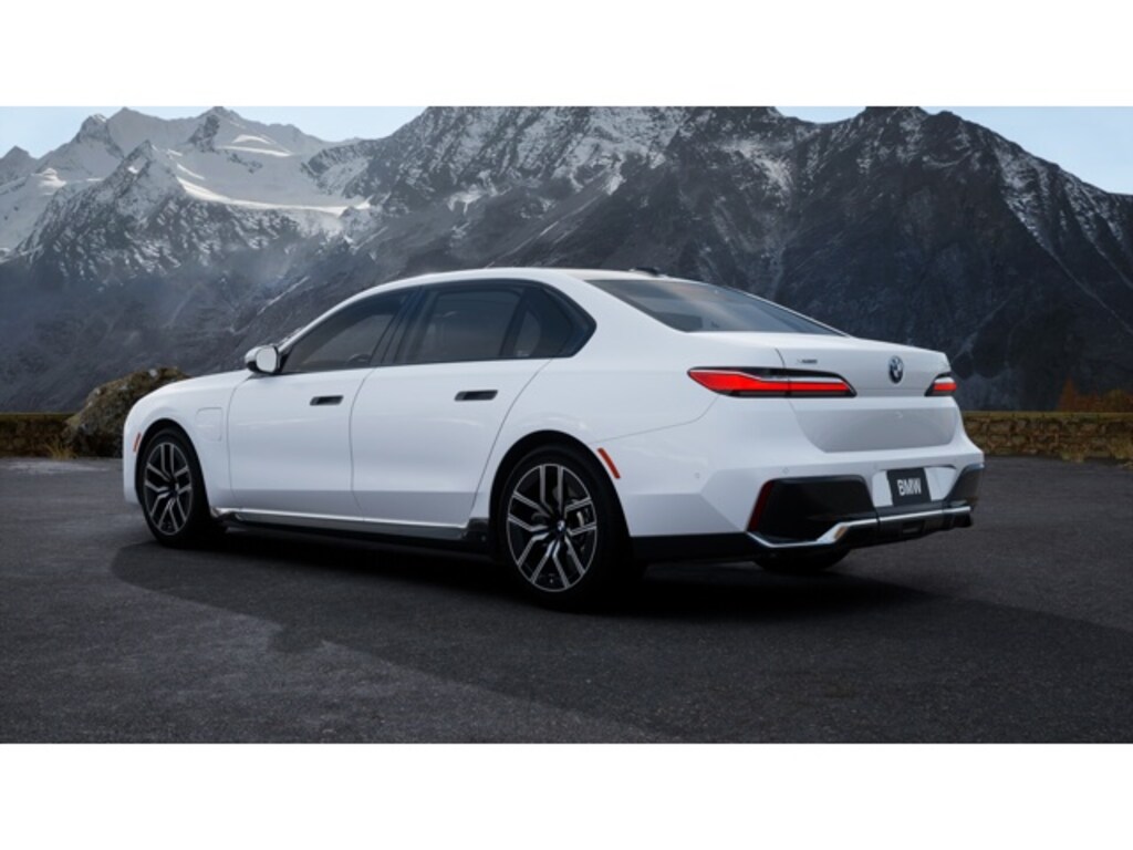 New 2026 BMW 7 Series 750e xDrive Sedan